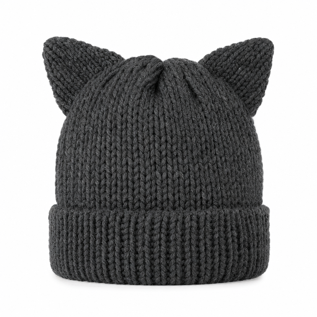 Bonnet chat noir a oreilles, fond blanc
