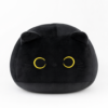 Coussin chat noir tout doux, fond blanc