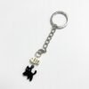 Porte-cle chat noir kawaii, fond blanc
